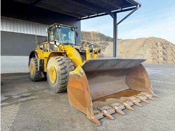 Колёсный погрузчик CATERPILLAR 980