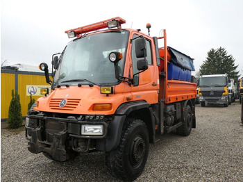 Снегоуборочная машина UNIMOG U500