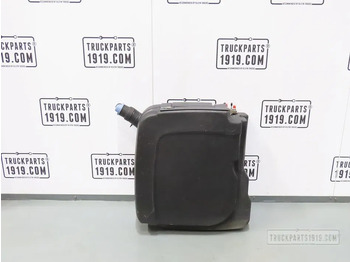 : фото в шапке страницы