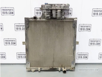 : фото в шапке страницы