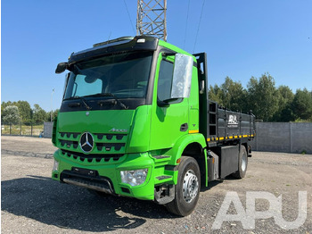 Самосвал MERCEDES-BENZ Arocs