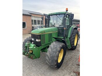 Трактор JOHN DEERE 6600