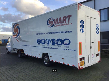 Малотоннажный седельный тягач Mercedes-Benz 413 CDI BE Mini Trekker + Workshop Trailer: фото 3 Малотоннажный седельный тягач Mercedes-Benz 413 CDI BE Mini Trekker + Workshop Trailer: фото 3