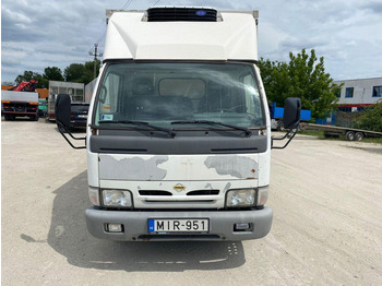 Малотоннажный рефрижератор Nissan Cabstar 3,0 tdi Frigo + meat hook - 3,5t: фото 2