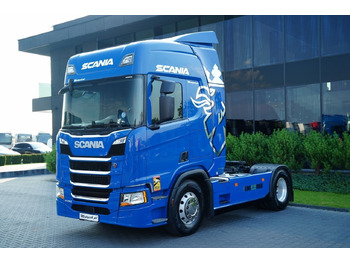 Тягач SCANIA R 450