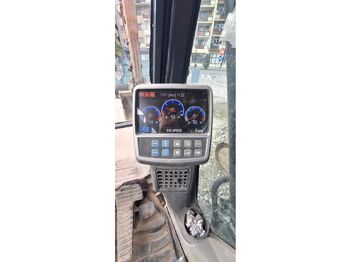 Гусеничный экскаватор DOOSAN DX225