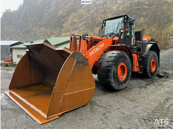 Колёсный погрузчик HITACHI