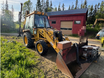 Экскаватор-погрузчик JCB