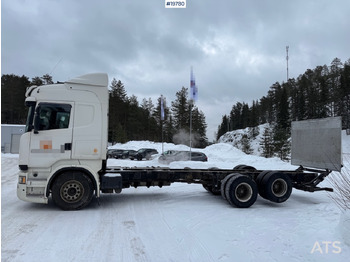 Грузовик с закрытым кузовом Scania R560: фото 2