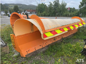 Отвал для снега