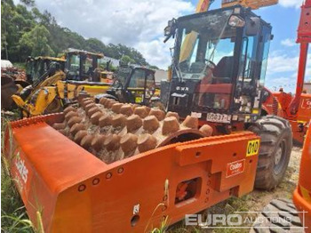 : фото в шапке страницы