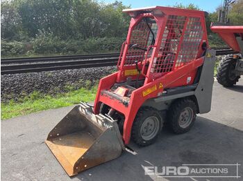 Мини-погрузчик с бортовым поворотом BOBCAT S70