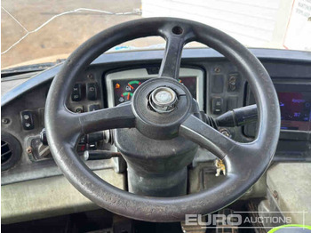 Сочленённый самосвал CATERPILLAR 740B