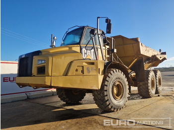 Сочленённый самосвал CATERPILLAR 740B