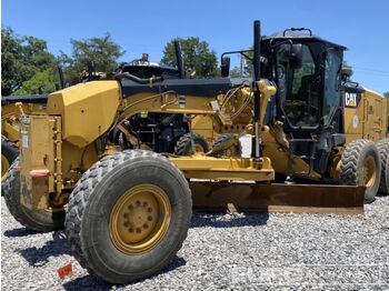 Грейдер CATERPILLAR 12M3
