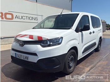 Лёгкий коммерческий автомобиль TOYOTA Proace