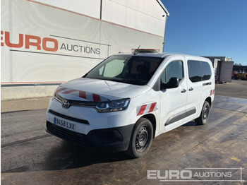 Лёгкий коммерческий автомобиль TOYOTA Proace