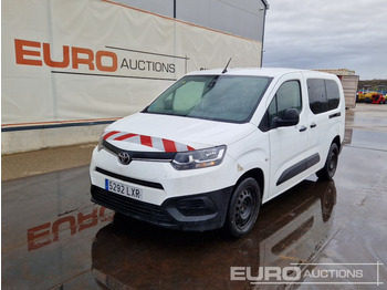 Лёгкий коммерческий автомобиль TOYOTA Proace