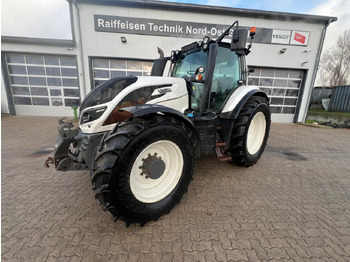 Трактор VALTRA T214