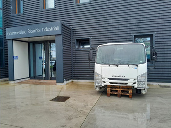 Кабина и интерьер ISUZU