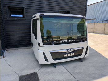 : фото в шапке страницы