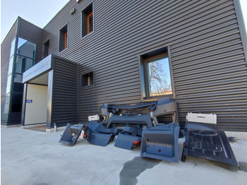 : фото в шапке страницы