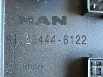Электрическая система для Грузовиков MAN FUSE BOX 81.25444-6122: фото 3 Электрическая система для Грузовиков MAN FUSE BOX 81.25444-6122: фото 3