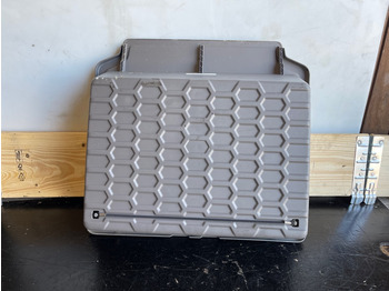 Кабина и интерьер для Грузовиков SCANIA STORAGE BOX 2449591: фото 2 Кабина и интерьер для Грузовиков SCANIA STORAGE BOX 2449591: фото 2