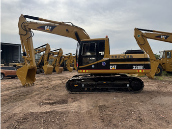 Гусеничный экскаватор CATERPILLAR 320BL