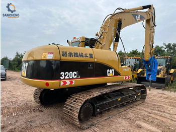 Гусеничный экскаватор CATERPILLAR 320CL