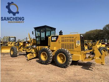 Грейдер CATERPILLAR 140H