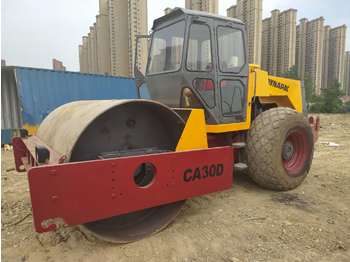 Каток DYNAPAC CA30D: фото 1