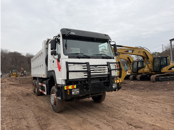 Самосвал SINOTRUK HOWO