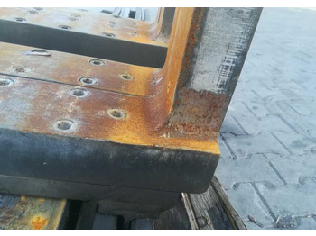 Вилы для Вилочных погрузчиков Kaup 6T429-4: фото 2 Вилы для Вилочных погрузчиков Kaup 6T429-4: фото 2