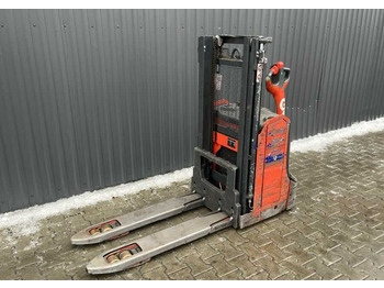 Штабелер LINDE