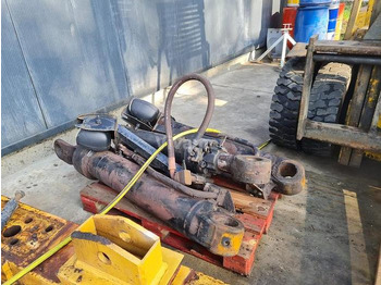 Запчасти CATERPILLAR