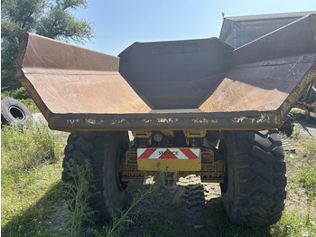 Внедорожный самосвал VOLVO A25