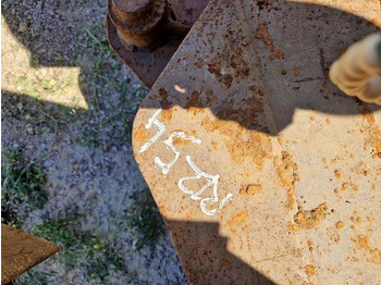 Ковш для экскаватора Volvo S50: фото 2 Ковш для экскаватора Volvo S50: фото 2