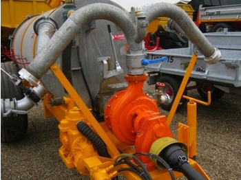 Навозоразбрасыватель