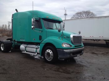 Тягач FREIGHTLINER 495: фото 1