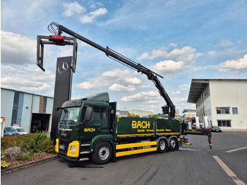 : фото в шапке страницы