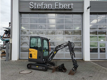 Мини-экскаватор VOLVO EC18E