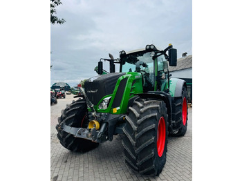Трактор FENDT 828 Vario