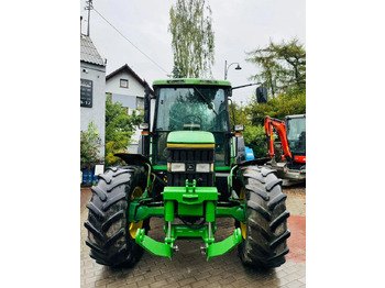 Трактор John Deere 6400: фото 4