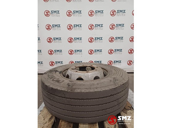 : фото в шапке страницы