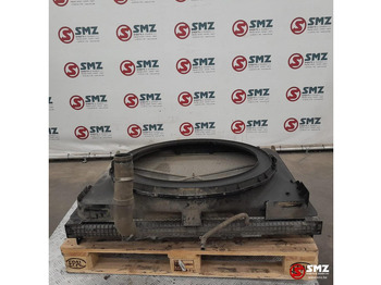 : фото в шапке страницы