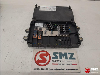 : фото в шапке страницы