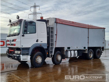 : фото в шапке страницы