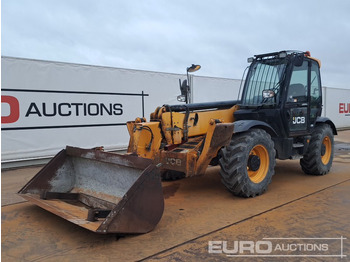 Телескопический погрузчик JCB