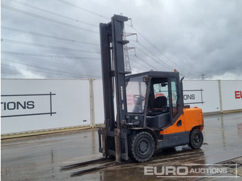 Вилочный погрузчик DOOSAN